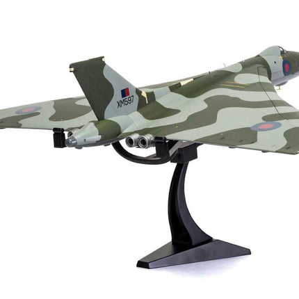 Avro Vulcan B2 Bomber Aircraft "XM597 'Black Buck 6 Shrike Missile Mission Rio de Janeiro Divert Aircraft Falklands War" (1982) British Royal Air Force "The Aviation Archive" Series 1/72 Diecast Model by Corgi