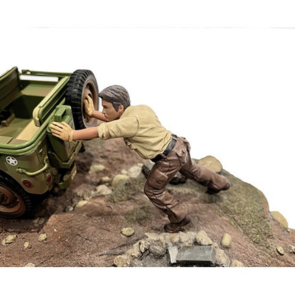 "4X4 Mechanic" Figure 5 for 1/18 Scale Models by American Diorama