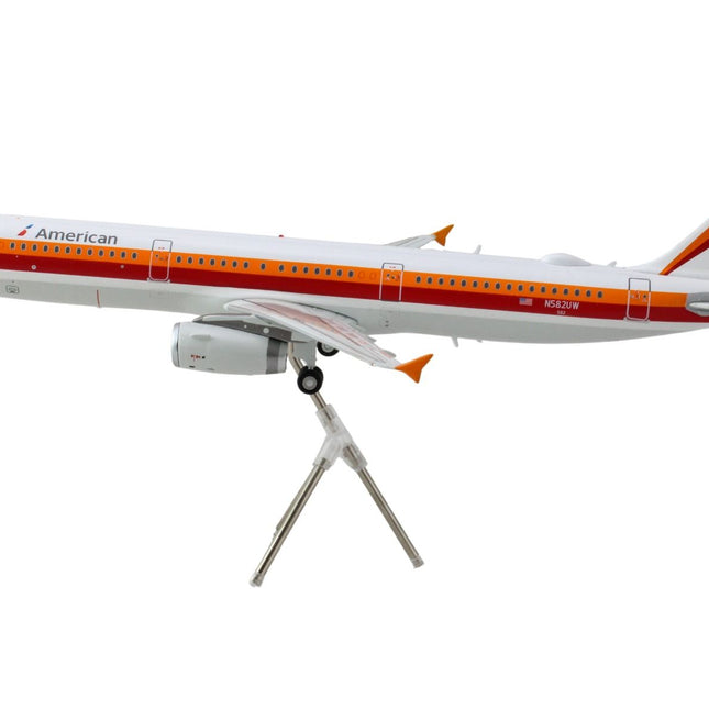 Airbus A321 Commercial Aircraft "American Airlines - PSA" (N582UW) White with Red and Orange Stripes "Gemini 200" Series 1/200 Diecast Model Airplane by GeminiJets