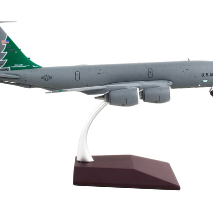 Boeing KC-135R Stratotanker Tanker Aircraft "Maine Air National Guard" United States Air Force "Gemini 200" Series 1/200 Diecast Model Airplane by GeminiJets