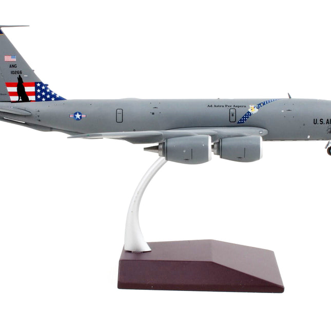 Boeing KC-135 Stratotanker Tanker Aircraft "Kansas Air National Guard" United States Air Force "Gemini 200" Series 1/200 Diecast Model Airplane by GeminiJets