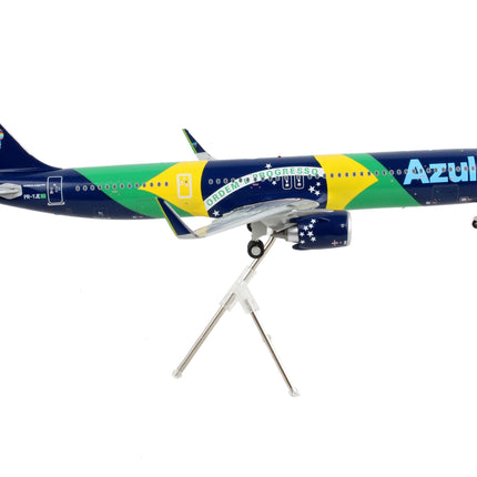 Airbus A321neo Commercial Aircraft "Azul Linhas Aereas" Dark Blue Brazil Flag Livery "Gemini 200" Series 1/200 Diecast Model Airplane by GeminiJets