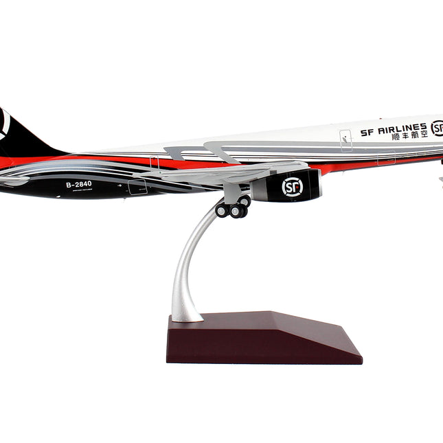 Boeing 757-200F Commercial Aircraft "SF Airlines" White and Black with Red Stripes "Gemini 200" Series 1/200 Diecast Model Airplane by GeminiJets