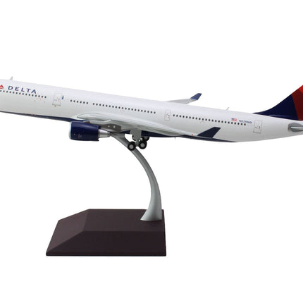 Airbus A330-300 Commercial Aircraft "Delta Air Lines" (N829NW) White with Blue and Red Tail "Gemini 200" Series 1/200 Diecast Model Airplane by GeminiJets