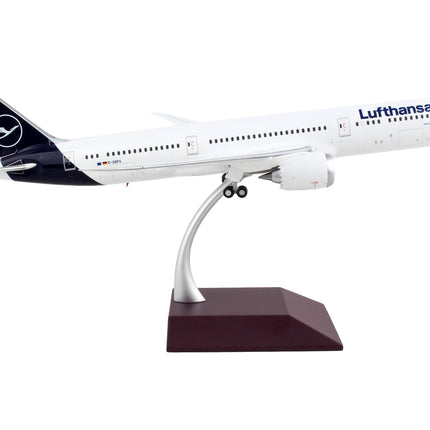 Boeing 787-9 Commercial Aircraft "Lufthansa" White with Blue Tail "Gemini 200" Series 1/200 Diecast Model Airplane by GeminiJets