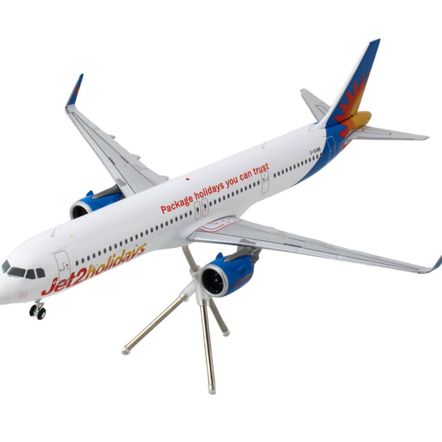 Airbus A321neo Commercial Aircraft "Jet2Holidays" (G-SUNB) White with Tail Graphics "Gemini 200" Series 1/200 Diecast Model Airplane by GeminiJets