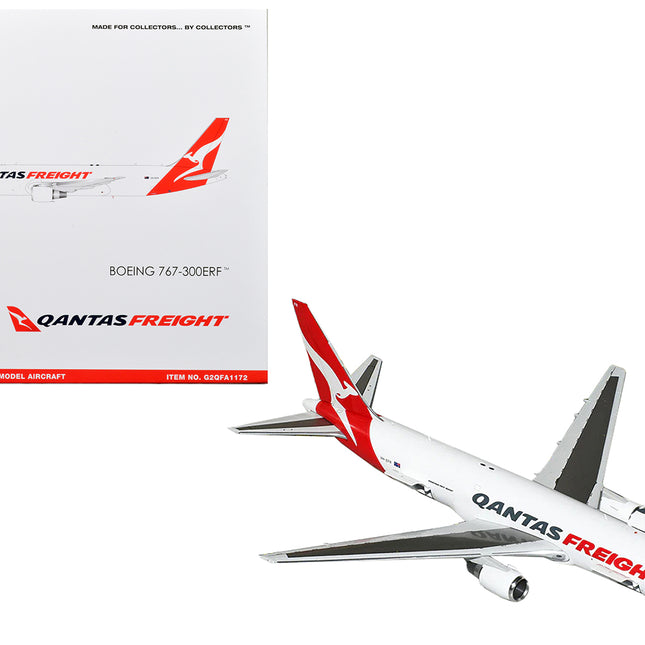 Boeing 767-300ERF Commercial Aircraft "Qantas Freight" White with Red Tail "Gemini 200 - Interactive" Series 1/200 Diecast Model Airplane by GeminiJets