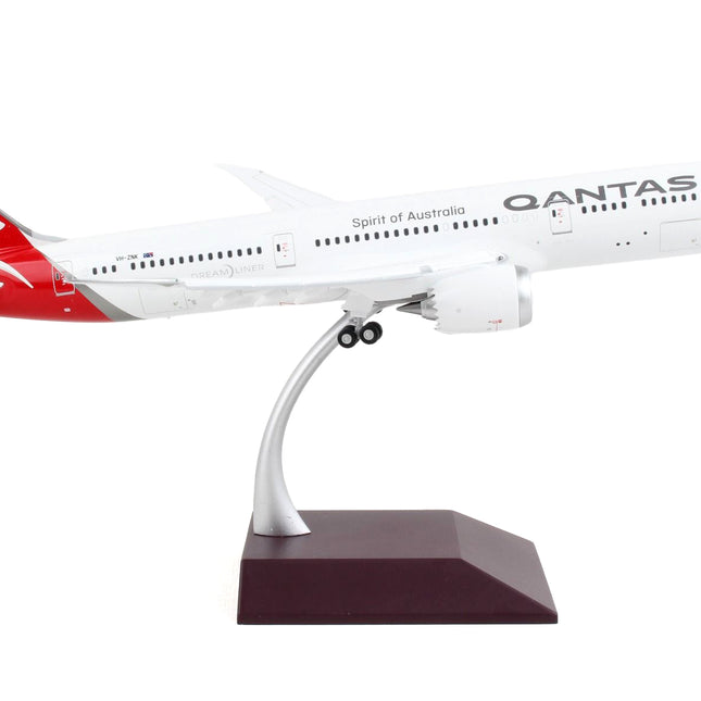 Boeing 787-9 Commercial Aircraft with Flaps Down "Qantas Airways - Spirit of Australia" White with Red Tail "Gemini 200" Series 1/200 Diecast Model Airplane by GeminiJets