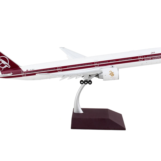 Boeing 777-300ER Commercial Aircraft with Flaps Down "Qatar Airways" White with Dark Red Stripes "Gemini 200" Series 1/200 Diecast Model Airplane by GeminiJets