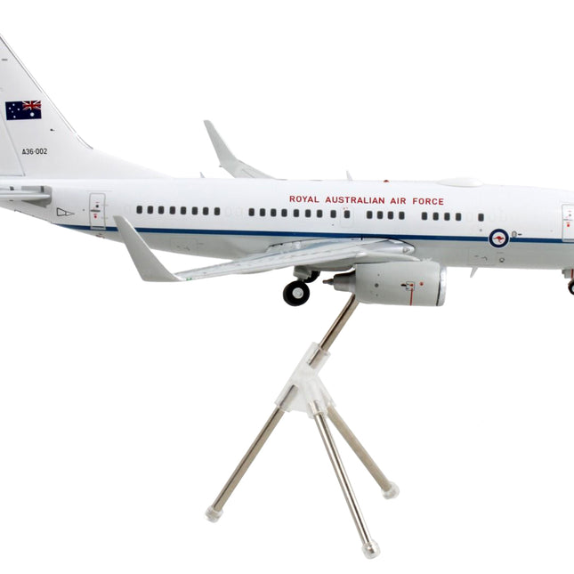 Boeing 737-700 Transport Aircraft "Royal Australian Air Force - A36-002" White and Gray "Gemini 200" Series 1/200 Diecast Model Airplane by GeminiJets