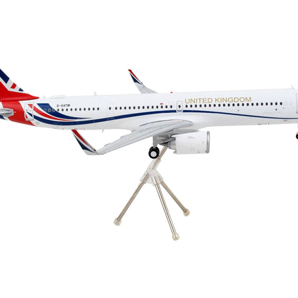 Airbus A321neo Commercial Aircraft "British Royal Air Force" White with United Kingdom Flag Graphics "Gemini 200" Series 1/200 Diecast Model Airplane by GeminiJets