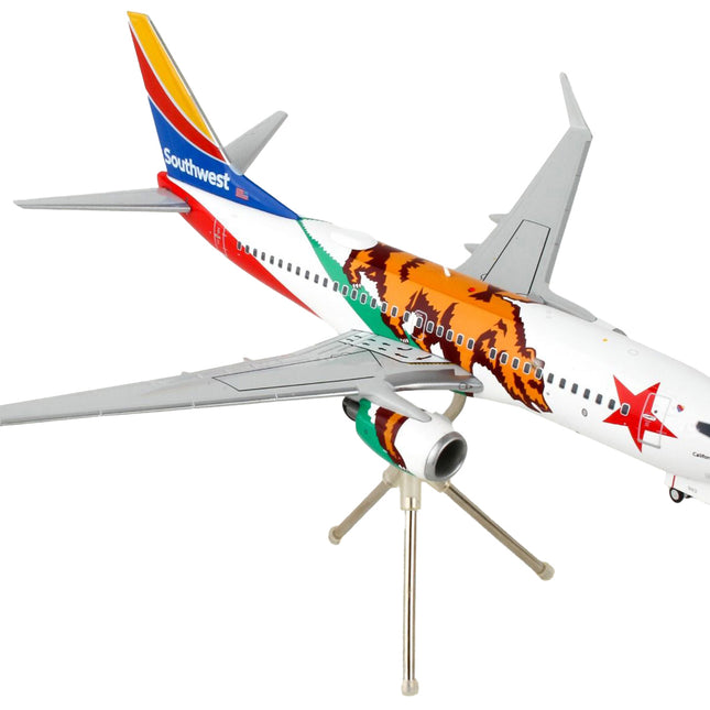 Boeing 737-700 Commercial Aircraft "Southwest Airlines - California One" California Flag Livery "Gemini 200" Series 1/200 Diecast Model Airplane by GeminiJets