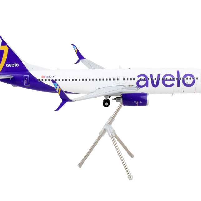 Boeing 737-800 Commercial Aircraft "Avelo Airlines" White with Purple Tail "Gemini 200" Series 1/200 Diecast Model Airplane by GeminiJets