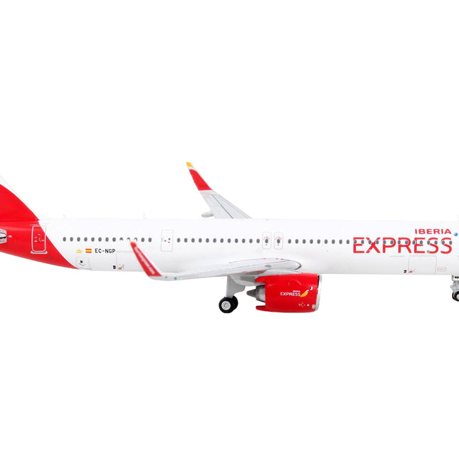 Airbus A321neo Commercial Aircraft "Iberia Express" White with Red Tail 1/400 Diecast Model Airplane by GeminiJets