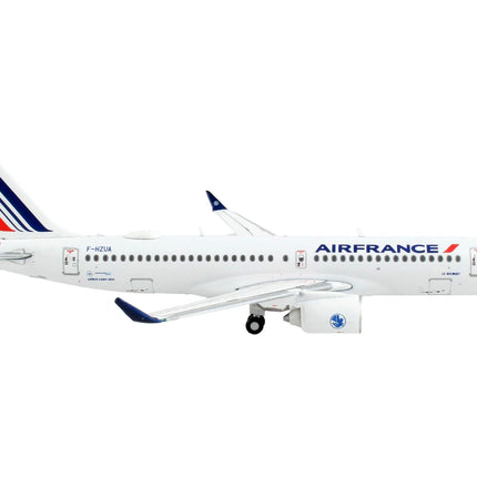 Airbus A220-300 Commercial Aircraft "Air France" White with Tail Stripes 1/400 Diecast Model Airplane by GeminiJets