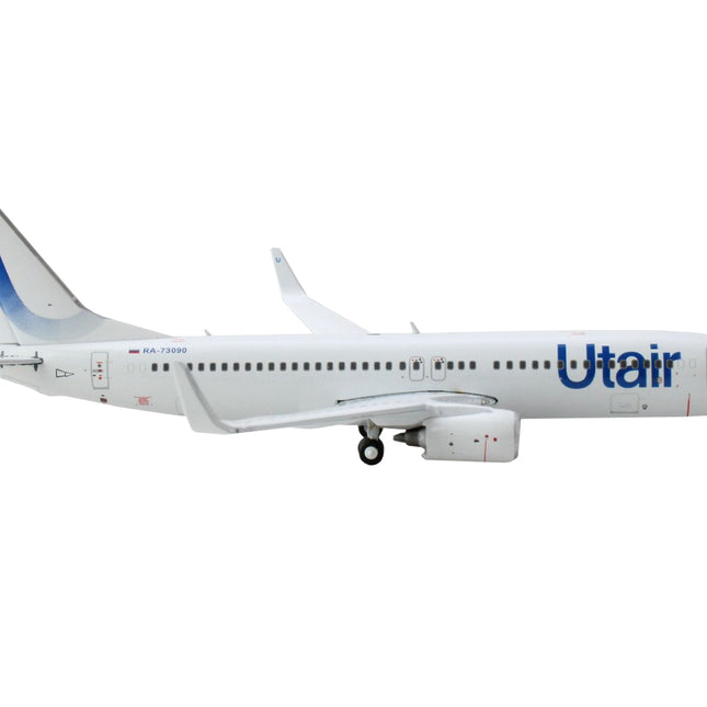 Boeing 737-800 Commercial Aircraft "Utair" White with Blue Tail Stripes 1/400 Diecast Model Airplane by GeminiJets