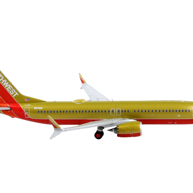 Boeing 737 MAX 8 Commercial Aircraft "Southwest Airlines" Gold with Red Stripes 1/400 Diecast Model Airplane by GeminiJets