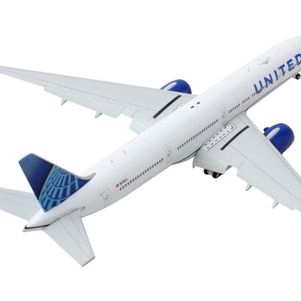 Boeing 777-300ER Commercial Aircraft with Flaps Down "United Airlines" White with Blue Tail 1/400 Diecast Model Airplane by GeminiJets