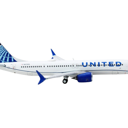 Boeing 737 MAX 9 Commercial Aircraft "United Airlines" (N37555) White with Blue Tail 1/400 Diecast Model Airplane by GeminiJets