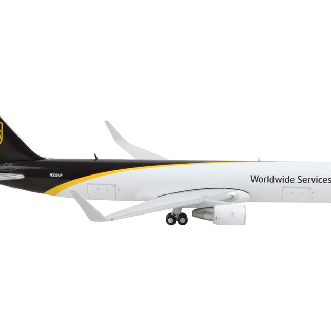 Boeing 767-300F Commercial Aircraft "UPS Worldwide Services" White with Dark Brown Tail 1/400 Diecast Model Airplane by GeminiJets